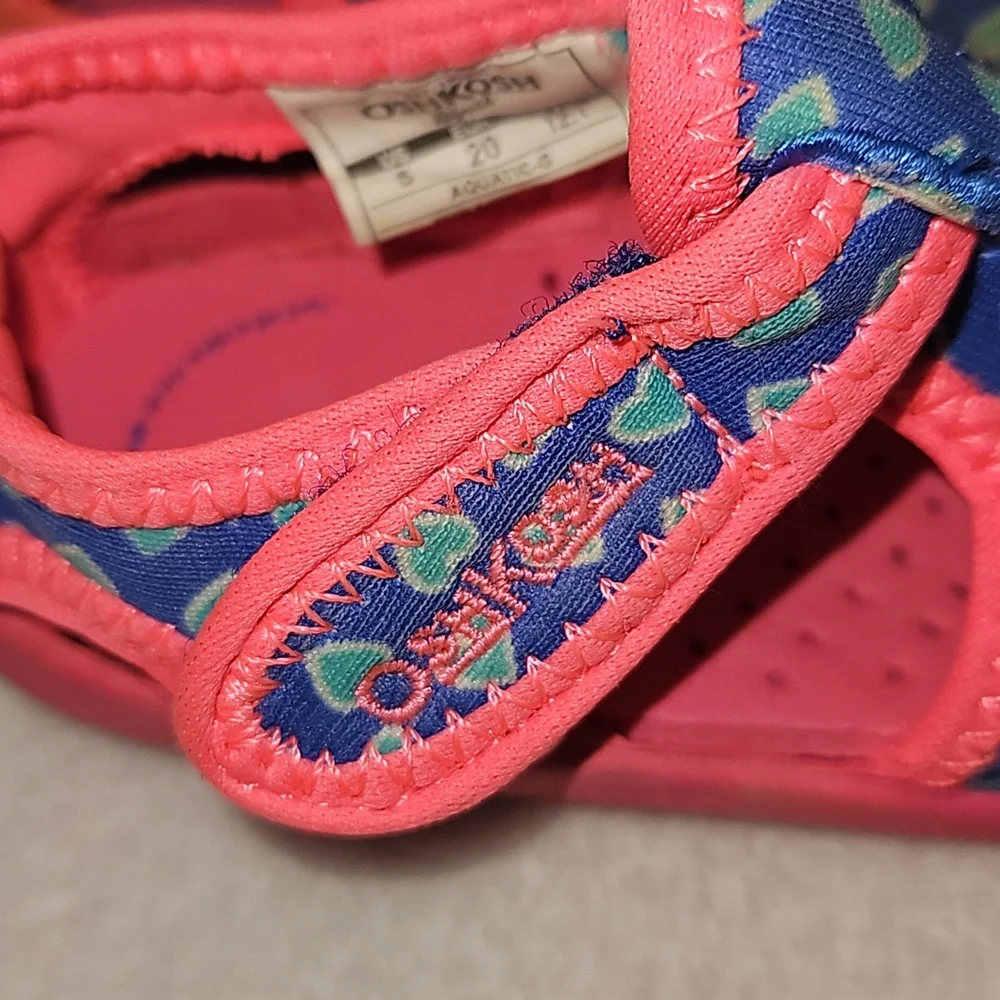 OshKosh | Toddler Pink Body Navy Teal Hearts Water Sandals Sz 5